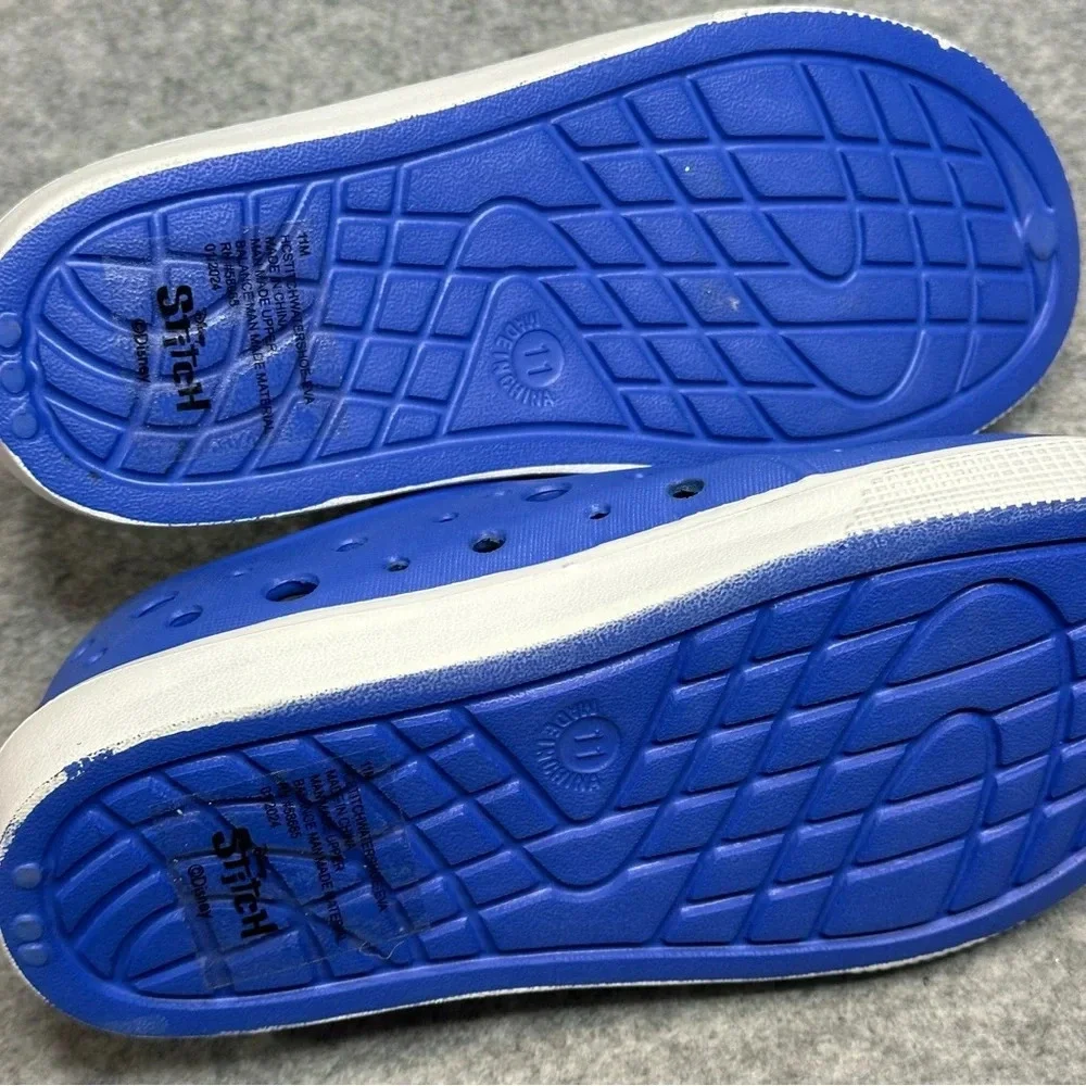 Harper Canyon x Disney Kids' Stitch Water Shoe. Sz: 11
